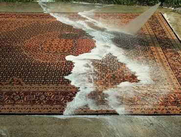 بهترین زمان شستشوی فرش‌ها