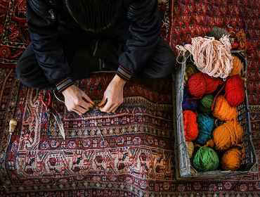 آیا رفوی فرش در منزل امکان پذیر است؟