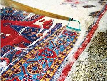 چطور از ساییدگی فرش در حین شستشو جلوگیری کنیم؟